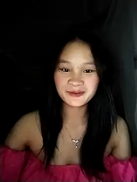 Snapshot of saronla_03 chatting on October 2025 04:19:02 PM saronla 03 online show from October 2025 04:19:02 PM