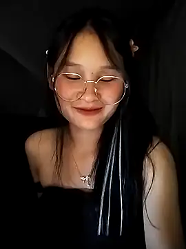 Snapshot of saronla_03 chatting on September 2025 04:03:02 PM saronla 03 online show from September 2025 04:03:02 PM