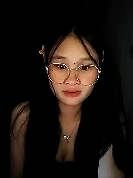 Snapshot of saronla_03 chatting on October 2025 03:24:02 PM saronla 03 online show from October 2025 03:24:02 PM