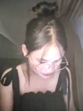 Snapshot of saronla_03 chatting on September 2025 03:12:02 PM saronla 03 online show from September 2025 03:12:02 PM