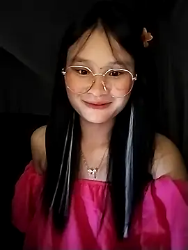 Snapshot of saronla_03 chatting on September 2025 03:18:01 PM saronla 03 online show from September 2025 03:18:01 PM