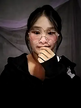 saronla 03 online show from November 2025 05:57:01 PM