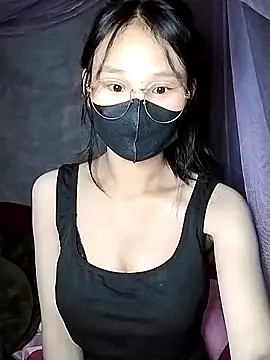 Snapshot of saronla_03 chatting on November 2025 04:10:01 PM saronla 03 online show from November 2025 04:10:01 PM