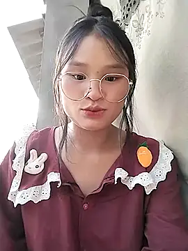 Snapshot of saronla_03 chatting on October 2025 09:32:02 AM saronla 03 online show from October 2025 09:32:02 AM