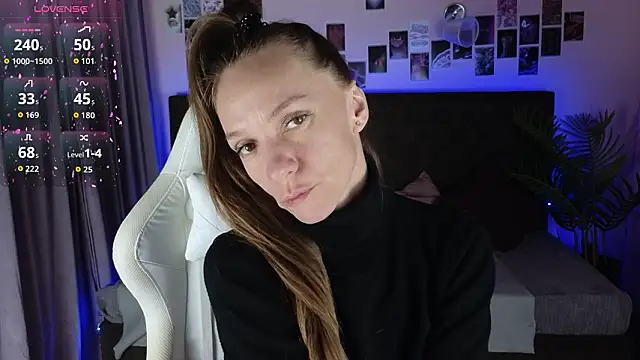 Jesica mooon online show from February 2026 01:27:02 AM