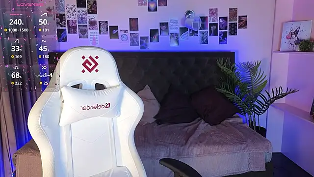 Jesica mooon online show from February 2026 01:39:01 AM