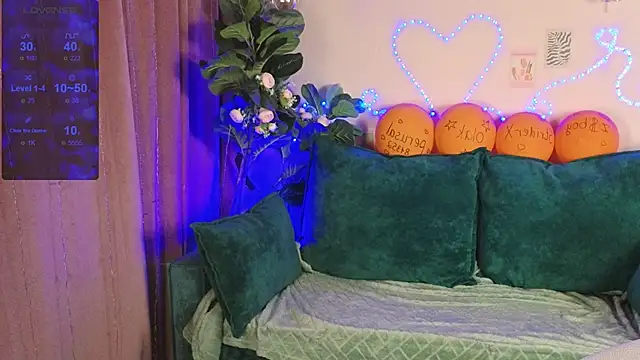 Jesica mooon online show from December 2025 01:28:01 AM