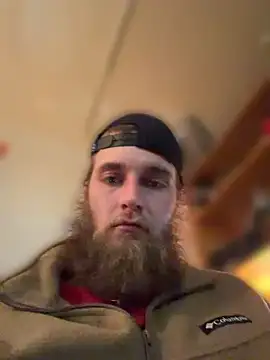 Snapshot of high3ndlowlife chatting on April 2026 08:05:01 AM high3ndlowlife online show from April 2026 08:05:01 AM