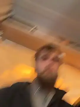 Snapshot of high3ndlowlife chatting on January 2026 04:25:02 PM high3ndlowlife online show from January 2026 04:25:02 PM