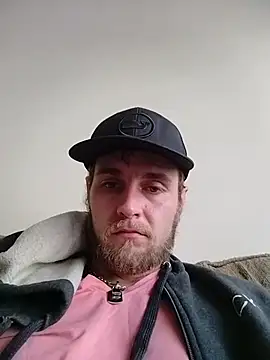 Snapshot of high3ndlowlife chatting on November 2025 07:39:02 PM high3ndlowlife online show from November 2025 07:39:02 PM