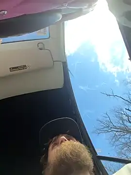 Snapshot of high3ndlowlife chatting on January 2026 06:44:01 PM high3ndlowlife online show from January 2026 06:44:01 PM