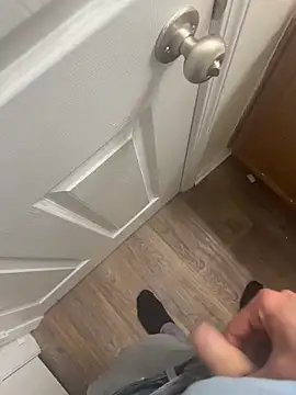 Snapshot of high3ndlowlife chatting on February 2026 02:49:02 PM high3ndlowlife online show from February 2026 02:49:02 PM