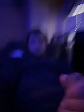 Snapshot of high3ndlowlife chatting on December 2025 01:10:02 PM high3ndlowlife online show from December 2025 01:10:02 PM