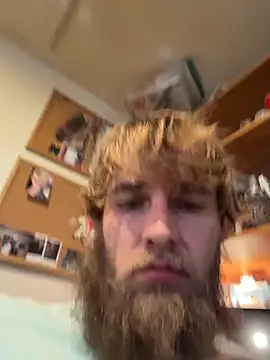 Snapshot of high3ndlowlife chatting on March 2026 09:50:01 PM high3ndlowlife online show from March 2026 09:50:01 PM