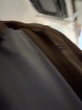 Snapshot of high3ndlowlife chatting on February 2026 06:51:01 PM high3ndlowlife online show from February 2026 06:51:01 PM