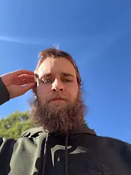 Snapshot of high3ndlowlife chatting on April 2026 09:54:01 PM high3ndlowlife online show from April 2026 09:54:01 PM