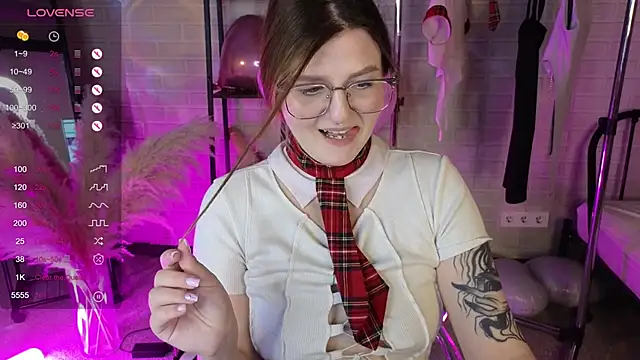 Snapshot of Ruby_Al1en chatting on October 2025 01:40:02 AM Ruby Al1en online show from October 2025 01:40:02 AM