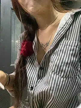   BabyShowPublic   online show from April 2026 06:03:01 PM