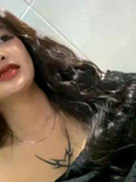   BabyShowPublic   online show from November 2025 03:12:01 PM