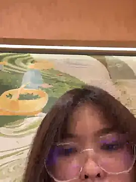   BabyShowPublic   online show from November 2025 11:14:01 AM