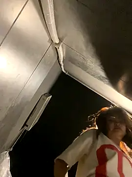   BabyShowPublic   online show from November 2025 03:38:02 PM