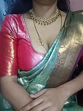 Snapshot of Thamilmegalai chatting on September 2025 06:31:02 PM Thamilmegalai online show from September 2025 06:31:02 PM