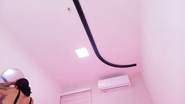 Snapshot of emma_madi chatting on November 2025 11:54:02 AM emma madi online show from November 2025 11:54:02 AM