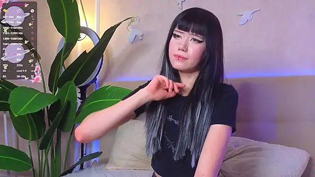 PhyllisSanchez online show from November 2025 08:20:01 PM