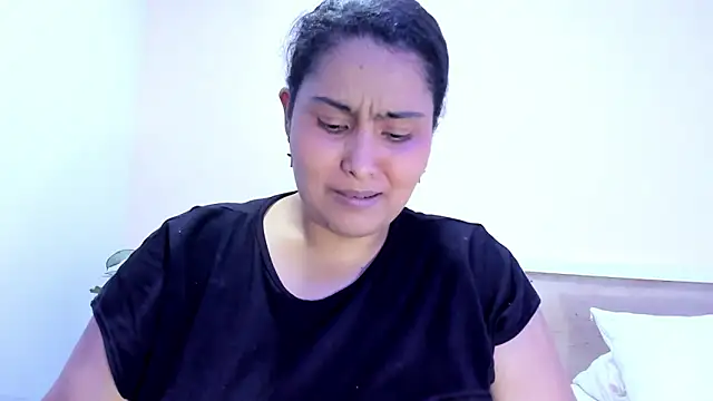 BellaNixs online show from September 2025 03:24:02 AM