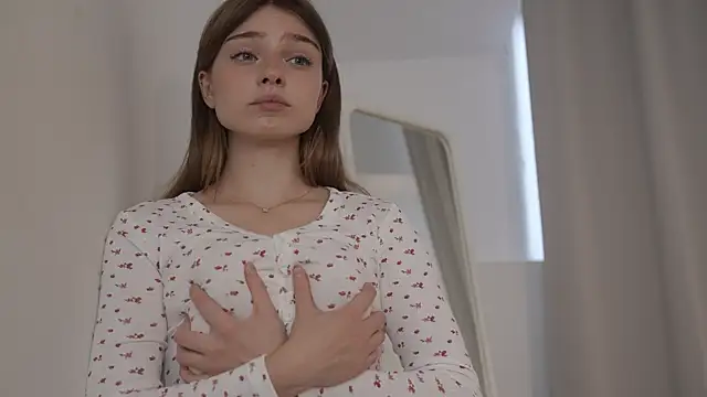 Snapshot of _floret_joy_ chatting on September 2025 12:30:02 PM floret joy online show from September 2025 12:30:02 PM