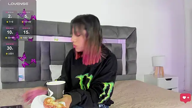 Dalia lux online show from September 2025 02:01:01 PM