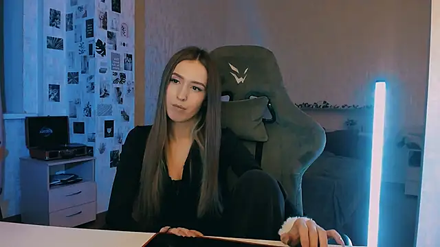 yourrdanceteacher online show from November 2025 08:02:01 PM