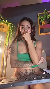 Snapshot of RACHELRUIZ chatting on December 2025 06:51:02 PM RACHELRUIZ online show from December 2025 06:51:02 PM