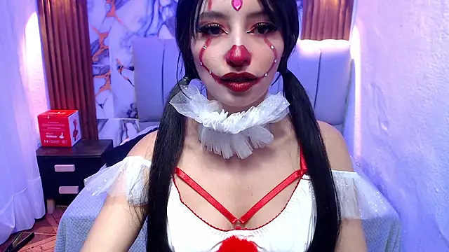 alaia blue online show from October 2025 03:42:01 PM