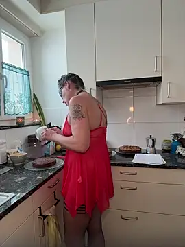 Nadja Noir online show from November 2025 12:49:02 PM