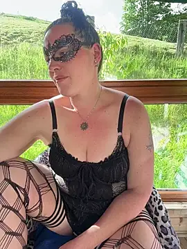 Nadja Noir online show from May 2026 03:20:02 PM