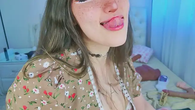 kamila blush online show from February 2026 10:33:01 AM