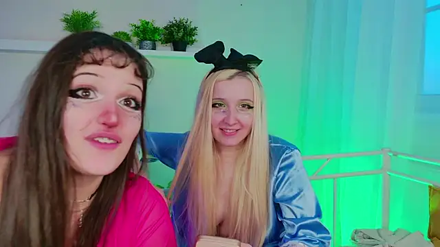 kamila blush online show from December 2025 08:09:02 AM