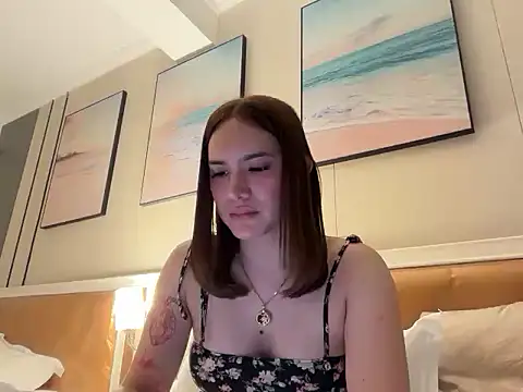 Snapshot of Yhanbeaufort18 chatting on October 2025 11:53:01 AM Yhanbeaufort18 online show from October 2025 11:53:01 AM