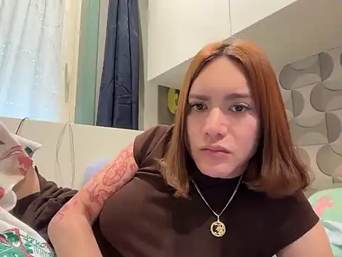 Snapshot of Yhanbeaufort18 chatting on May 2026 08:11:02 AM Yhanbeaufort18 online show from May 2026 08:11:02 AM