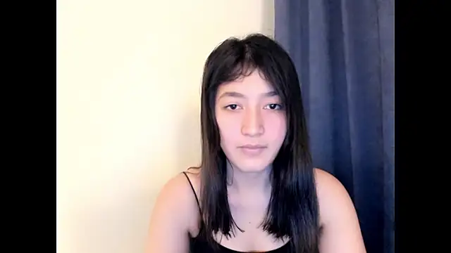 Snapshot of Mayachka333 chatting on September 2025 04:40:01 PM Mayachka333 online show from September 2025 04:40:01 PM