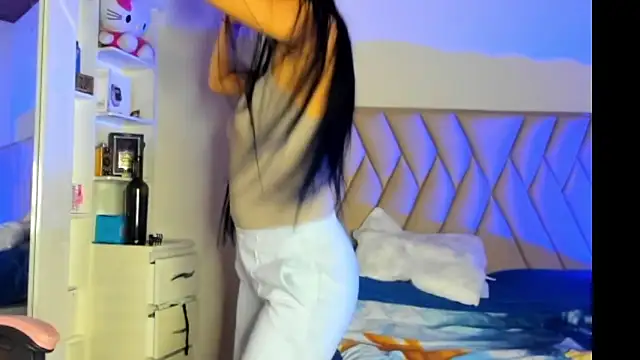 Candy violetta  online show from September 2025 07:02:01 PM