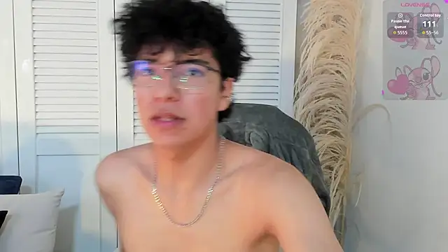 miilo wolf online show from September 2025 12:56:02 PM