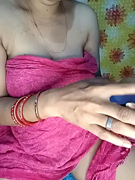 ARPITA12DAS online show from December 2025 01:28:01 AM