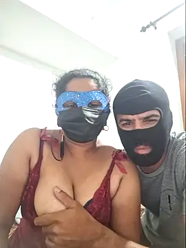 Snapshot of Kerala_couples143 chatting on October 2025 05:03:01 PM Kerala couples143 online show from October 2025 05:03:01 PM