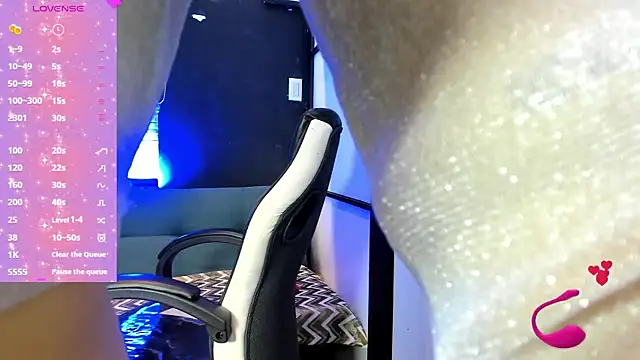 SamaraAnders  online show from November 2025 04:49:02 AM