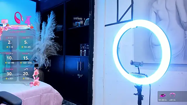 SamaraAnders  online show from April 2026 05:03:01 AM