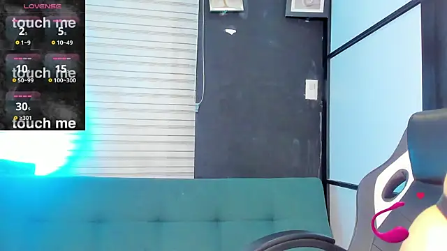 SamaraAnders  online show from November 2025 05:00:02 AM