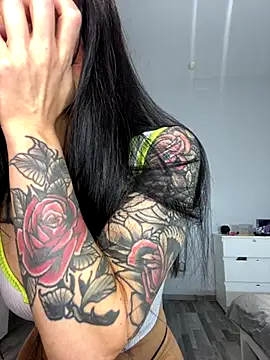 kaonasssiii online show from November 2025 05:27:02 PM