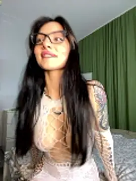 kaonasssiii online show from January 2026 06:26:02 PM